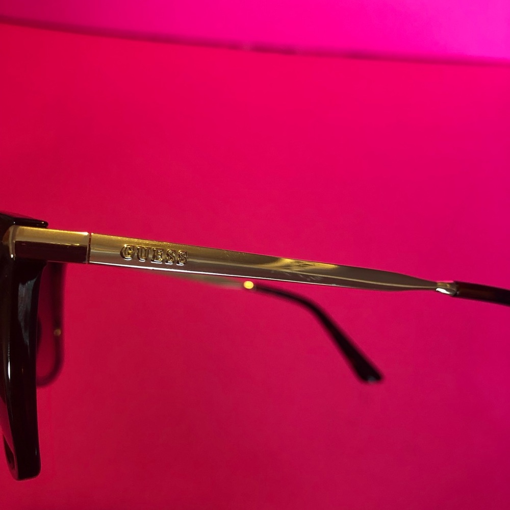 Sunglasses - Picture 3 of 3